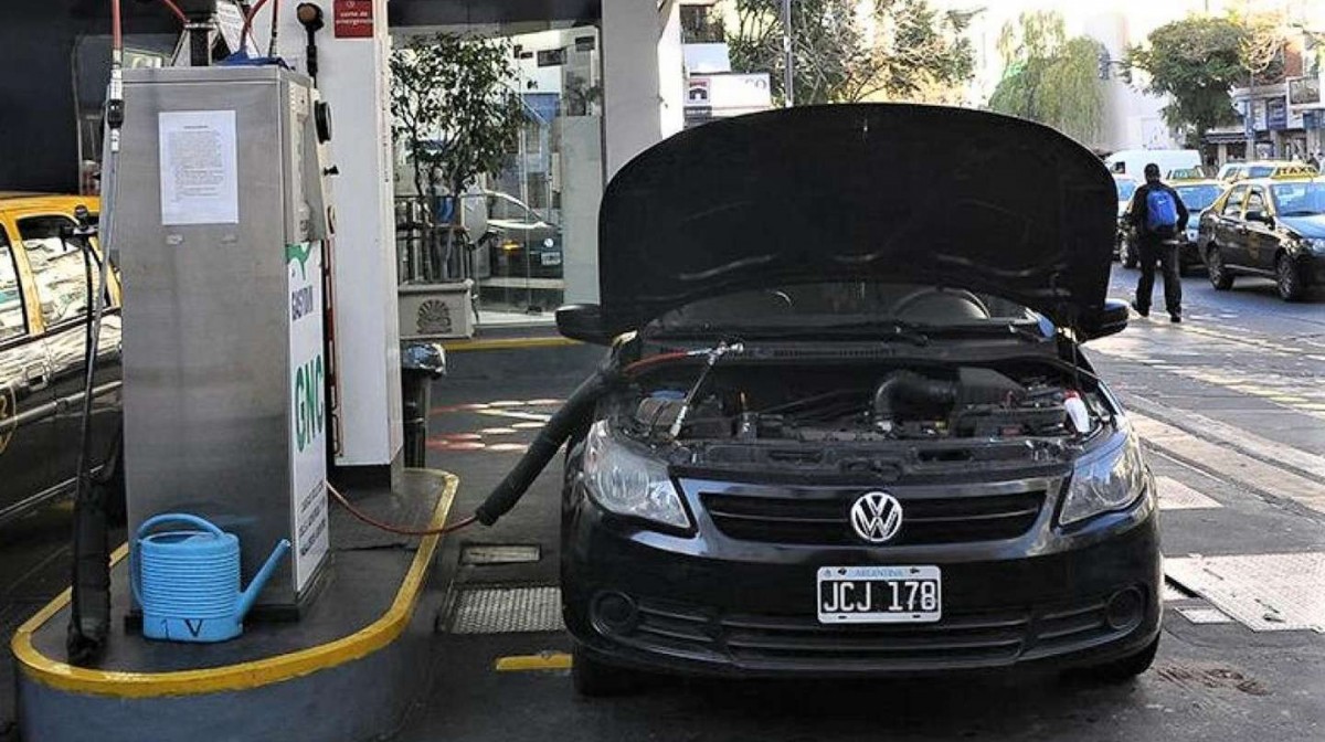 Creció la conversión de autos a GNC desde que se liberó el precio de la nafta