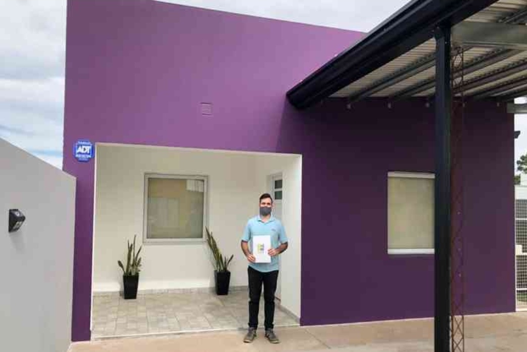 En Franck, el Ejecutivo construye 28 viviendas, y suman mas de 1000 construidas en la última década