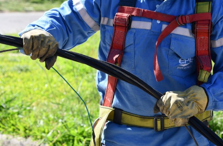 La EPE tiene más de 150 operarios aislados, lo que trae problemas de atención y logística