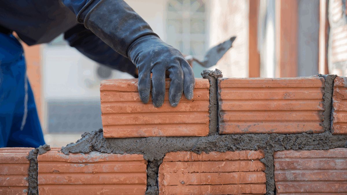 Restricciones; el comercio y la construcción esperan definiciones