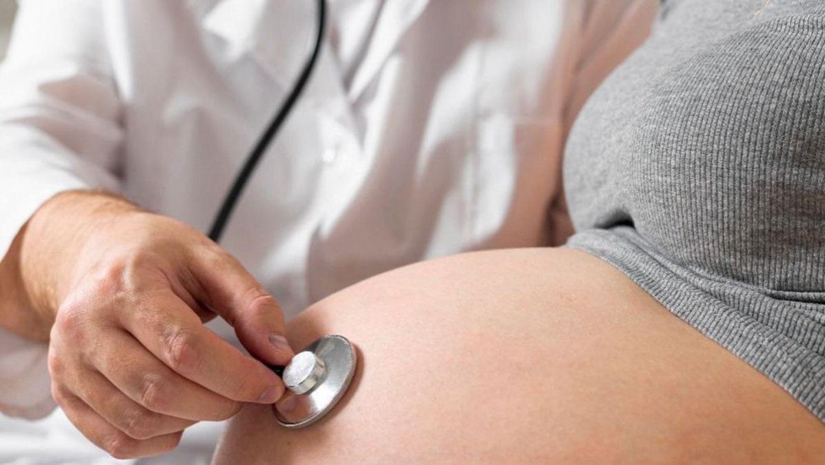 Covid: los obstetras recomiendan vacunarse a las mujeres gestantes