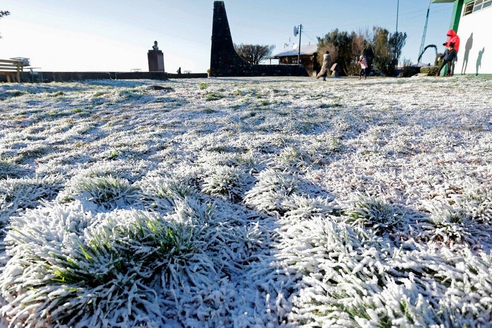Alerta meteorológico para toda la región central del país, por la ola de frío que ingresa a Brasil y puede ser la más intensa del siglo
