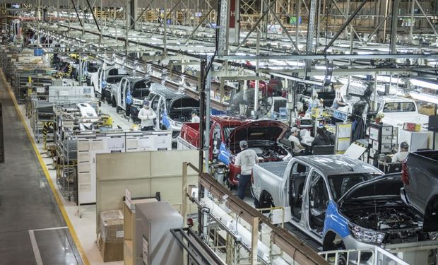 Drama educativo: una automotriz ofrece puestos de trabajo y no encuentran jóvenes con el secundario completo