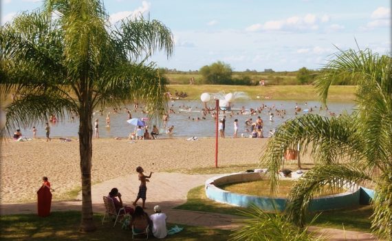 Calor en Esperanza; el fin de semana largo termina con altas temperaturas pero al final con chances de lluvia