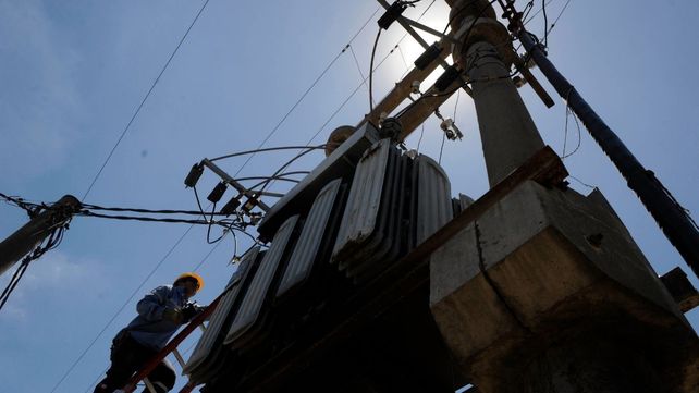 Ola de calor: tras demanda récord de energía eléctrica, la EPE pidió un consumo responsable