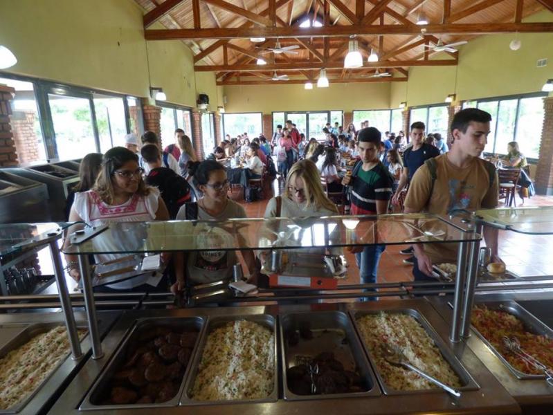 FAVE; desde este lunes comenzaron a funcionar los comedores universitarios de la UNL