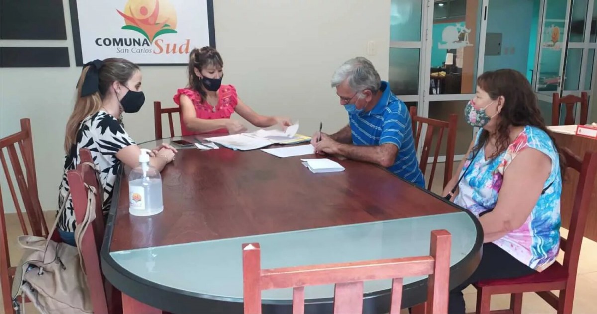 La Comuna de San Carlos Sud hizo entrega de escrituras de planes de viviendas