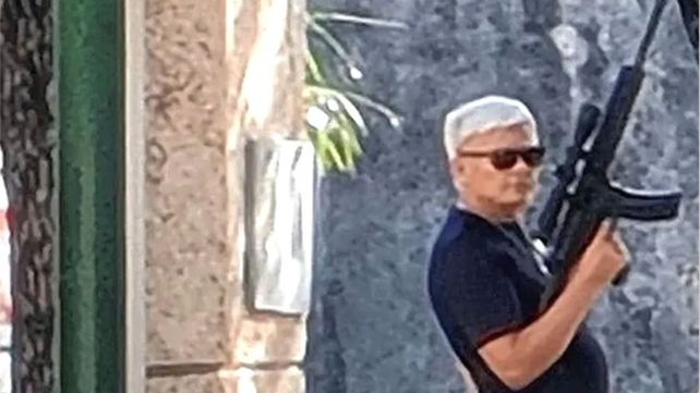 Tensión en Rafaela: un hombre armado con una fusil ejecutó varios disparos e hirió 3 personas