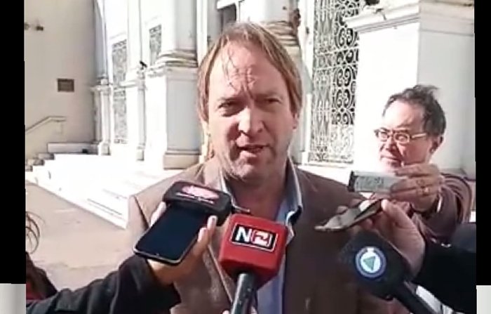 Cammisi en el Municipio, pidió mas seguridad para el barrio La Orilla