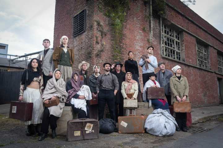 Humboldt; el Grupo de los Diez presenta la obra “Hotel de Inmigrantes”