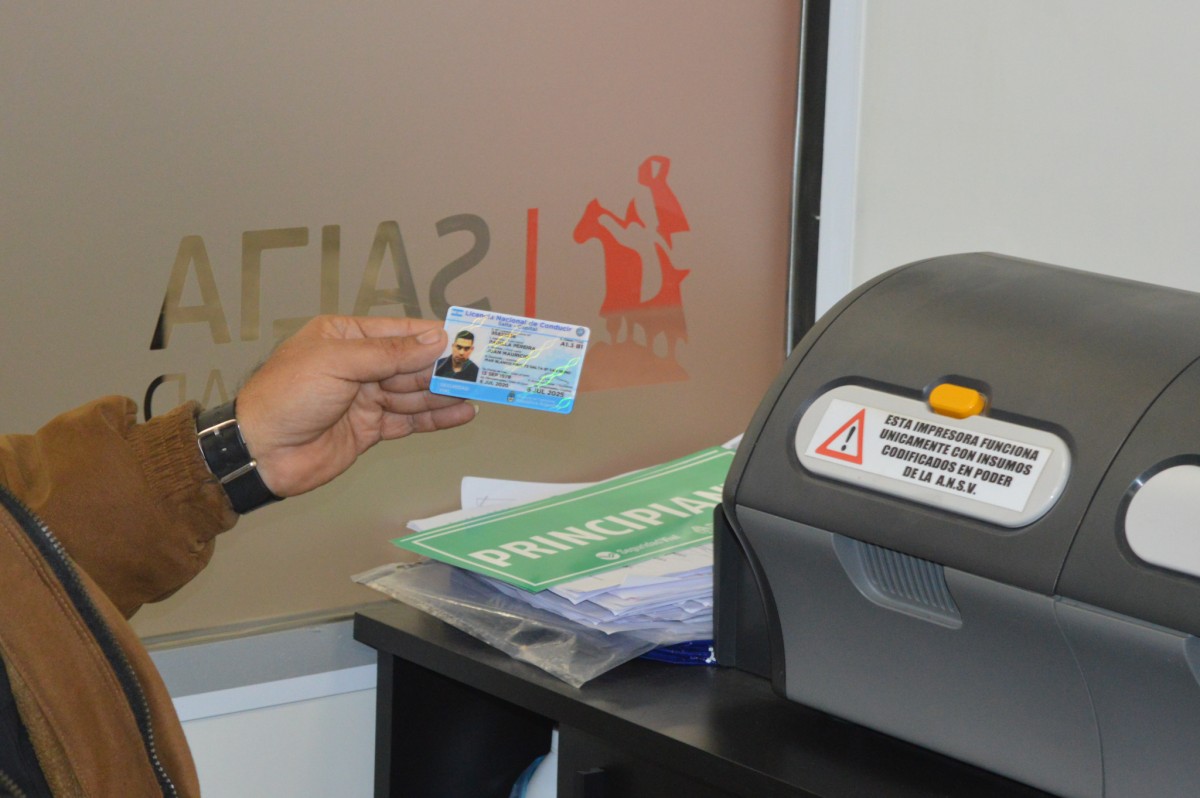 Cambios de reglamentación: ¿Puedo manejar con la licencia vencida?