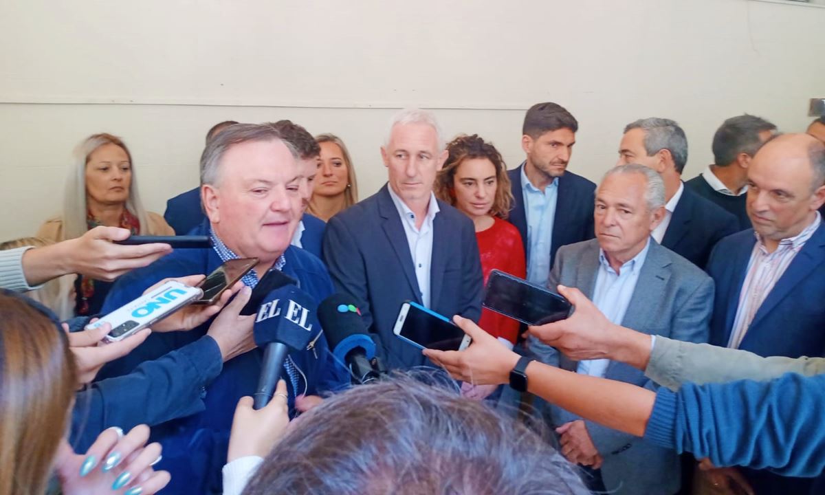 “Seguimos avanzando en la profundización de ejes programáticos para gobernar la Provincia de Santa Fe”