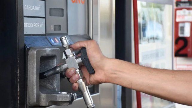 Aumentó un 4% el GNC: descontento entre taxistas remiseros y transportistas