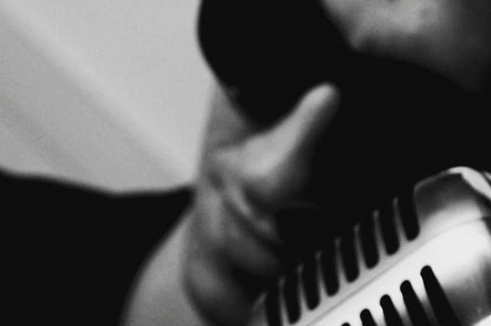 Cultura: Marcelo Burgi presentó su nueva canción De Otra Dimensión