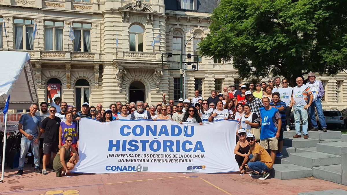 Sin clases en la universidad: los docentes paran en rechazo a la propuesta salarial