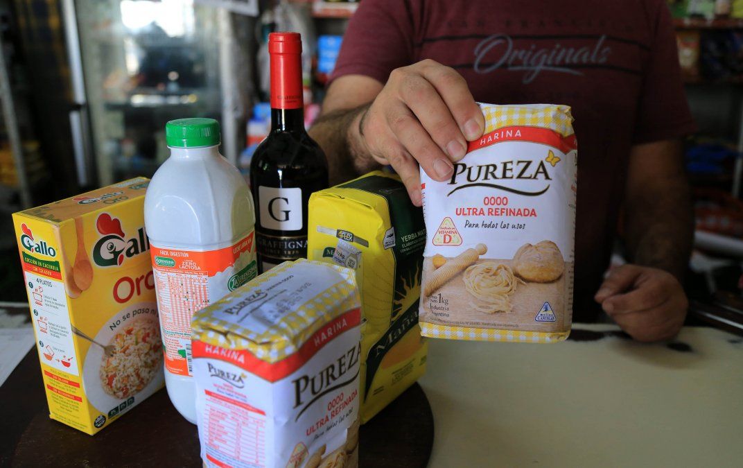 Aumentos sin fin: la inflación en marzo fue récord de 7,8% y casi 102% en un año