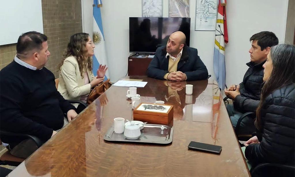 Experiencia vinculante entre Escuelas Agrotécnicas y la Facultad de Ciencias Veterinarias de Esperanza