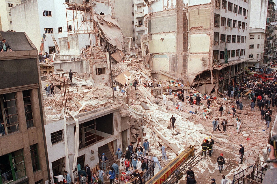 A 29 años del atentado a la AMIA piden una ley antiterrorista y se multiplican los reclamos