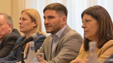 El pedido de Pullaro como gobernador electo a Perotti: “Máxima cautela” con los gastos hasta diciembre