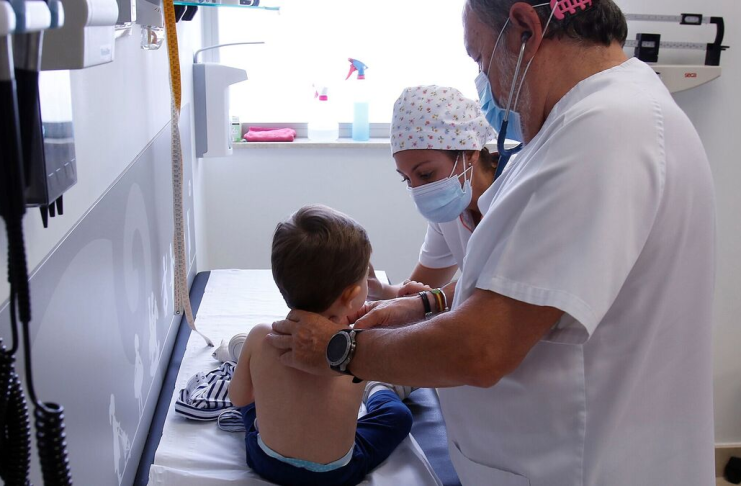 Pediatras de Santa Fe dejarán de atender por obras sociales y comenzarán a cobrar la consulta