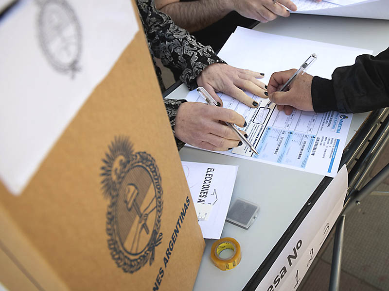 Desde hoy pagan a autoridades de las elecciones provinciales