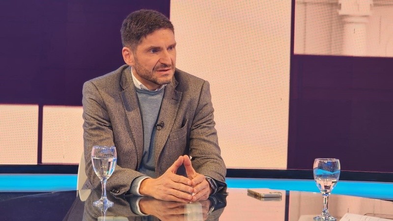 Pullaro en el debate: “Patricia es la única que dijo qué va a hacer para Santa Fe”