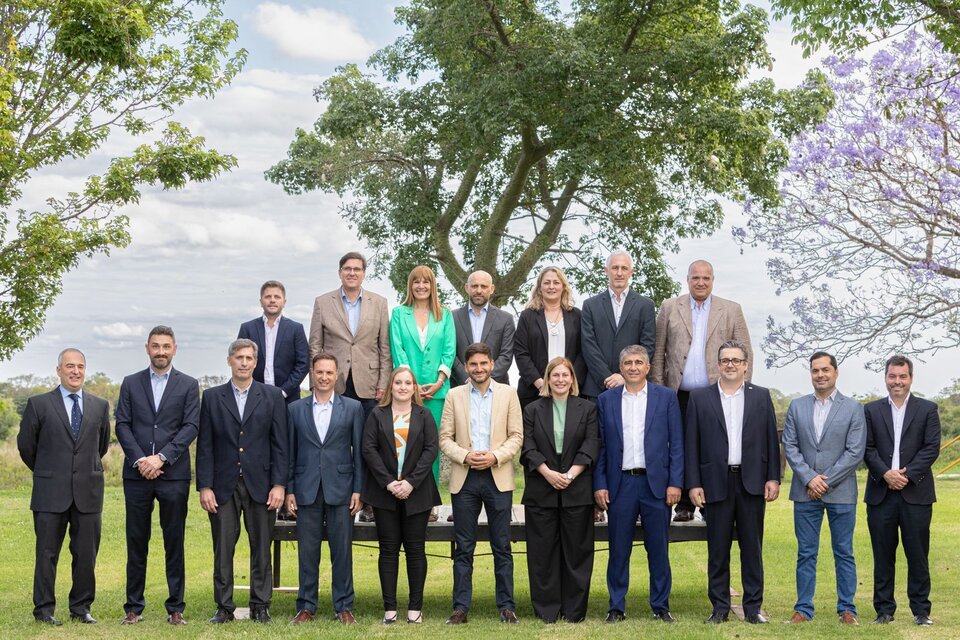 Cayastá: se formalizaron los nombres de quienes estarán al frente de once ministerios provinciales