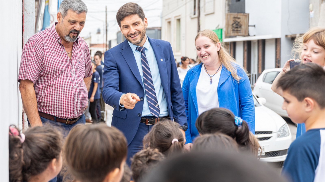 Pullaro: “Mientras sea gobernador a ningún santafesino le va a faltar el alimento”