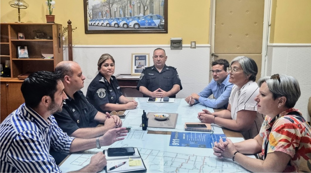 Comuna de Franck y policia departamental inician acciones conjuntas para la prevención del delito