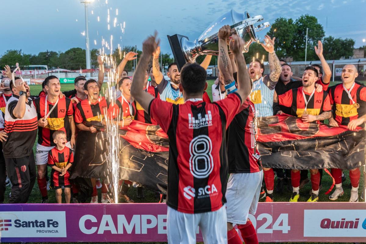 Histórico: Juventud de Esperanza se convirtió en el séptimo campeón de la Copa Santa Fe