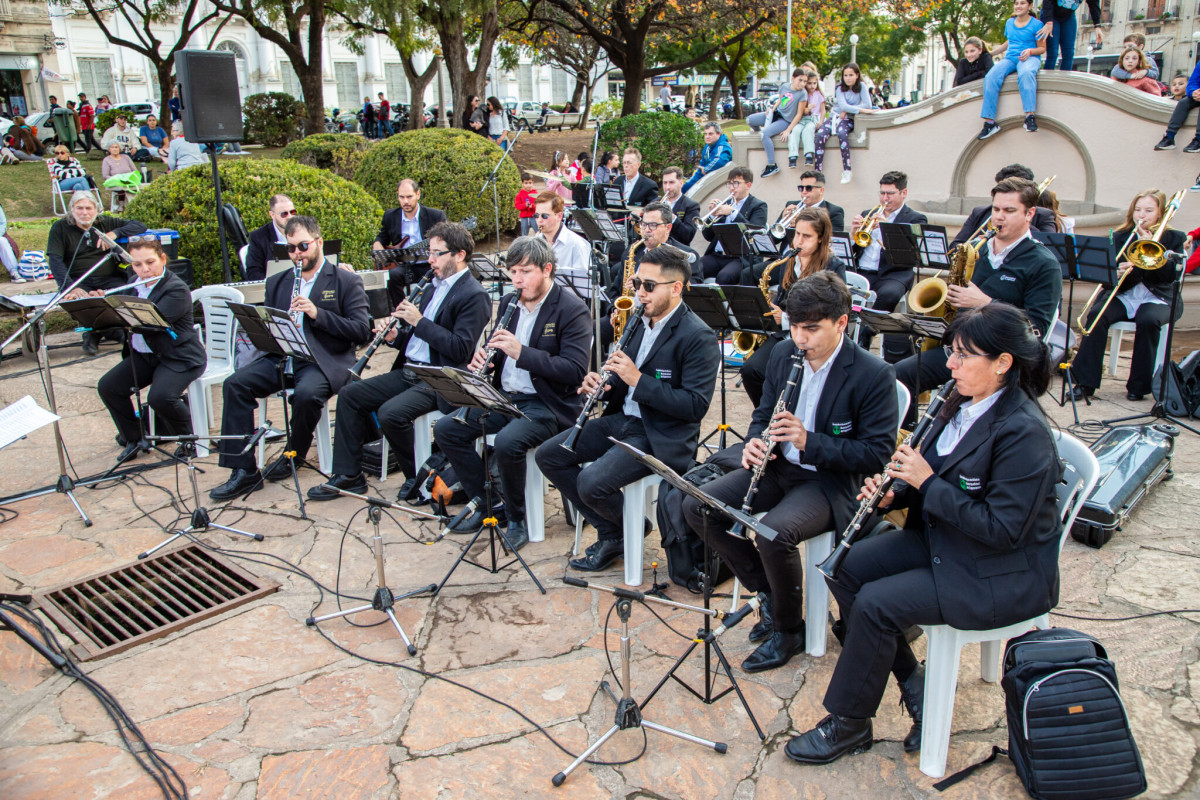 Esperanza celebrará el Día Internacional del Folklore con un concierto en Plaza San Martín