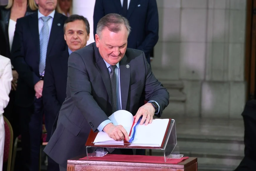 Felipe Michlig seguirá al frente de la UCR santafesina