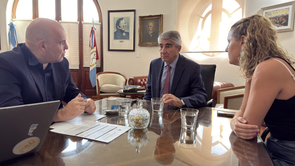 Rodrigo Müller y Jimena Senn coordinan junto al gobierno provincial el plan de acción para 2026