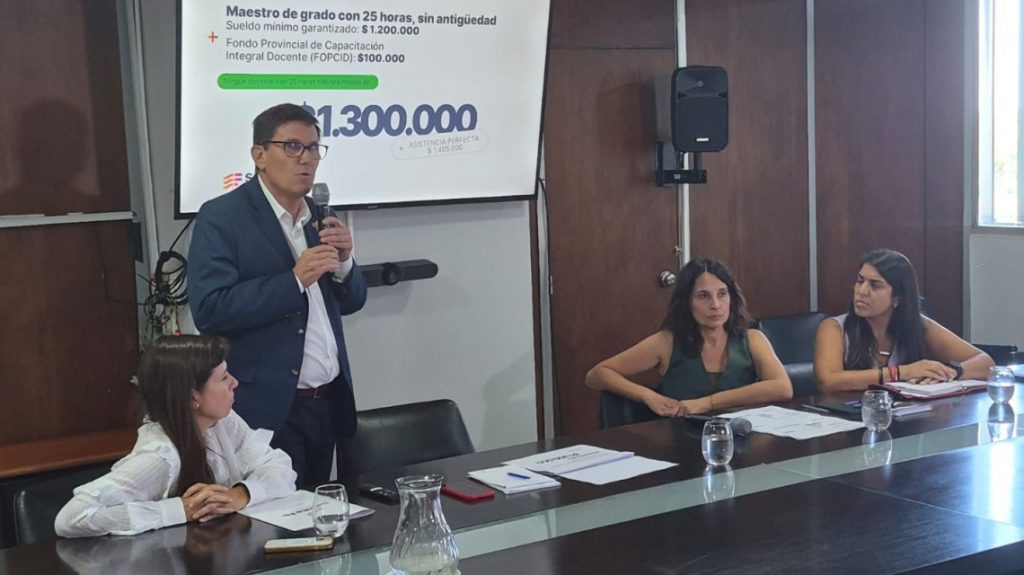 Goity: “Ningún maestro de grado con 25 horas semanales sin antigüedad va a ganar menos de $ 1.300.000”