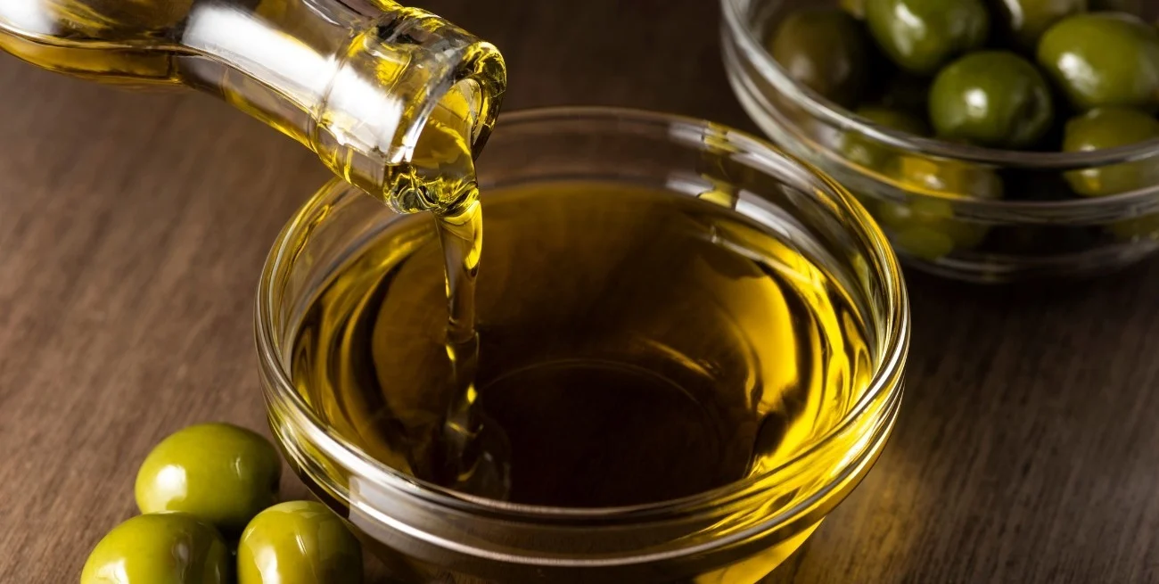 Se prohibió un aceite de oliva marca Nucete por ser un producto falsificado