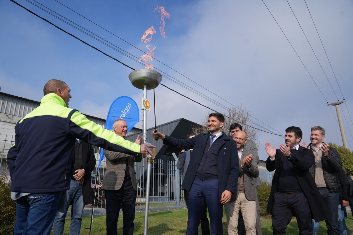 Pullaro inauguró el Gasoducto Regional Sur: “En Santa Fe la obra pública no es sinónimo de corrupción, sino de desarrollo, igualdad y trabajo”