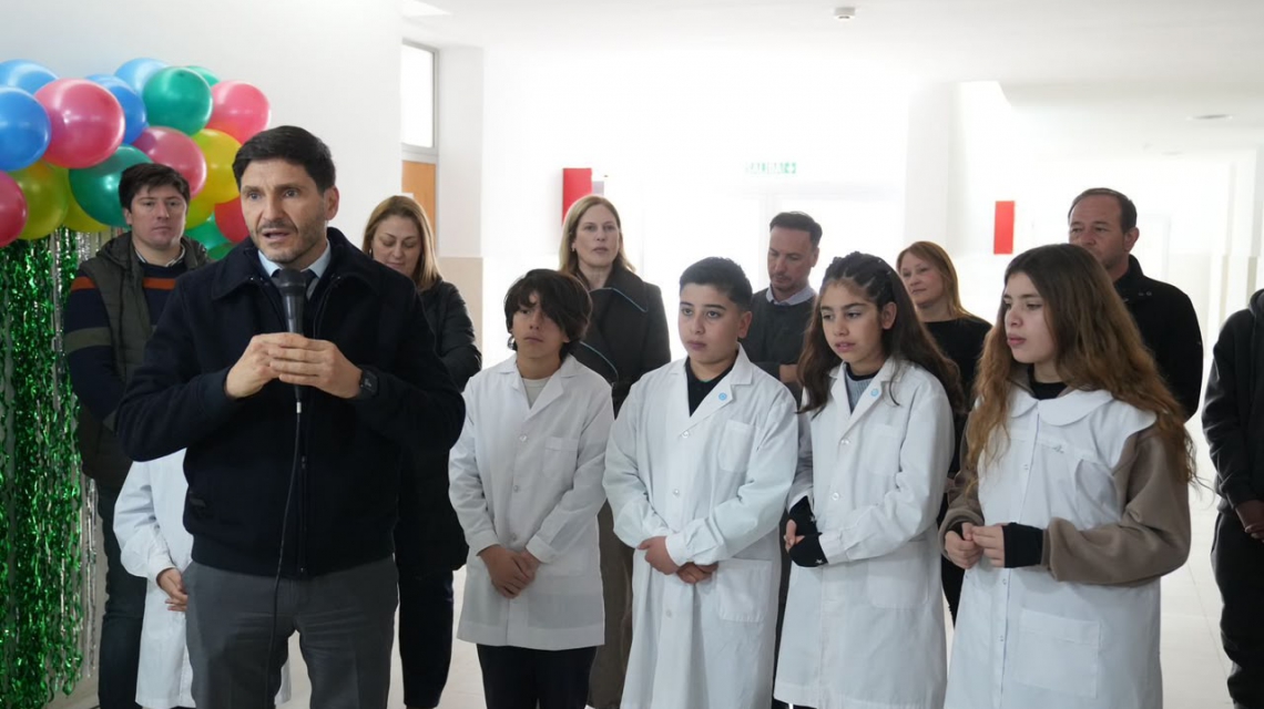 Pullaro inauguró la renovación del Centro de Salud Los Pinos, en Villa Amelia, y la provincia invierte $ 2.470 millones en otros cuatro efectores