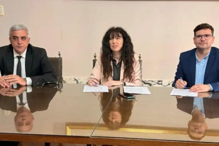 Franck renovó su compromiso con el Programa Munigestión de la UNL